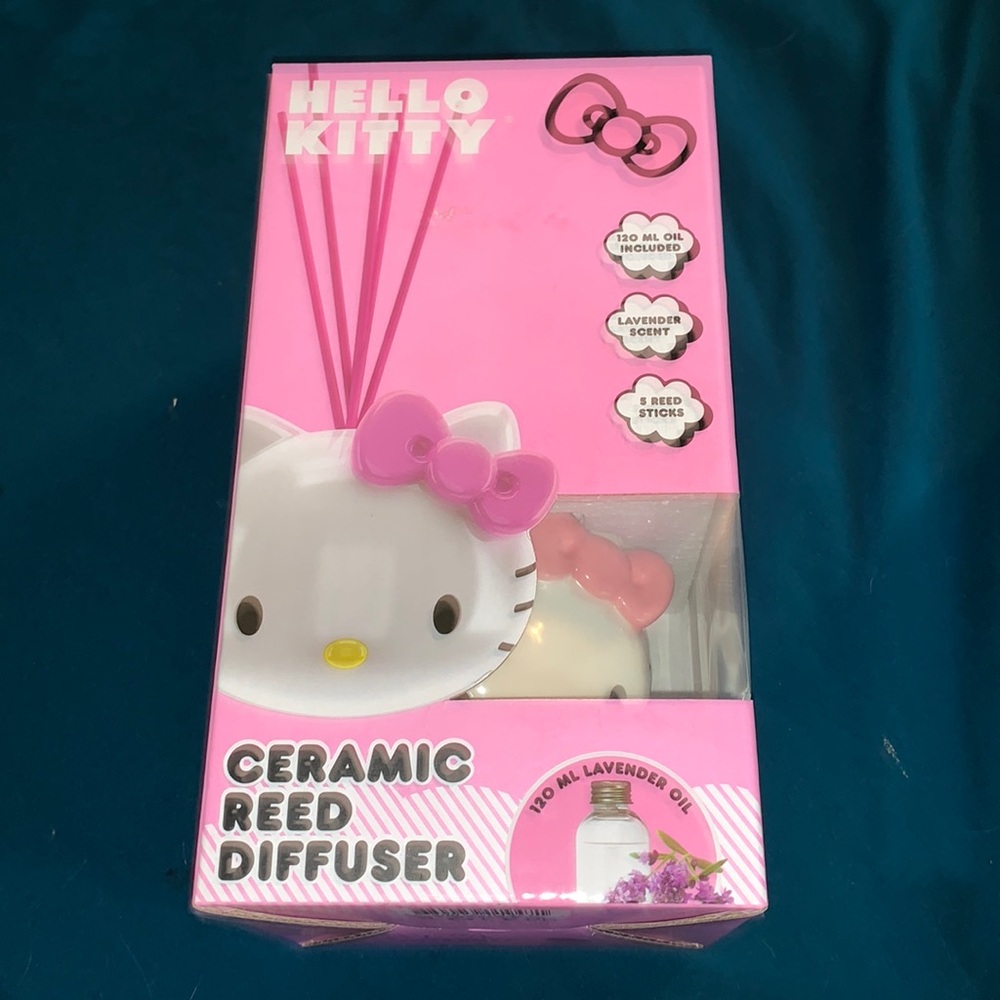 Hello Kitty,  ceramic reed diffuser, lavender oil, 5 reed sticks